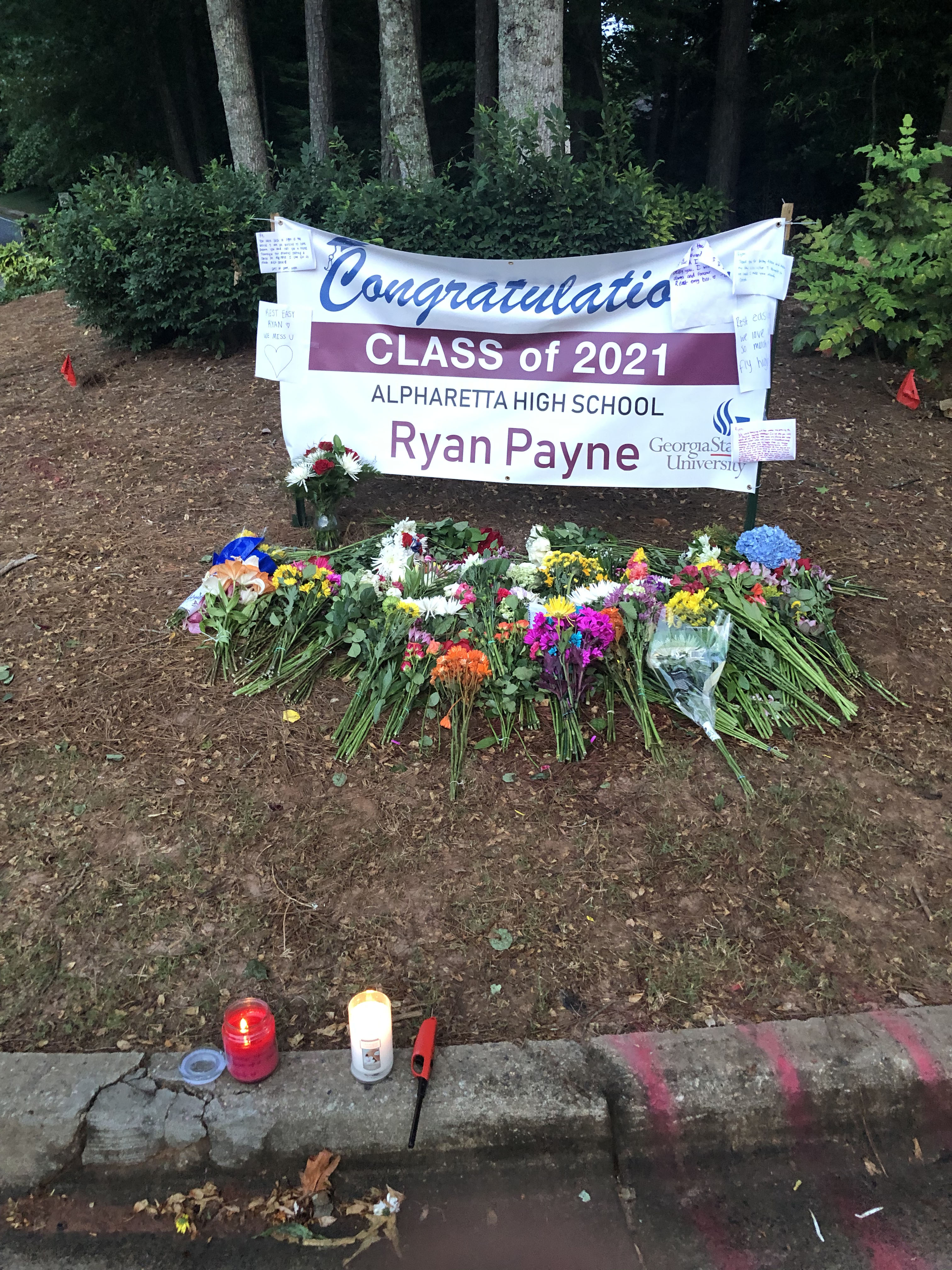 ryans alpharetta highschool graduation sign